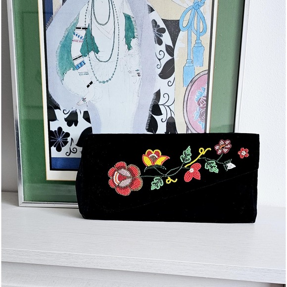 Handbags - Vintage 1960s Velvet Beaded Purse, Floral Beading, Clutch